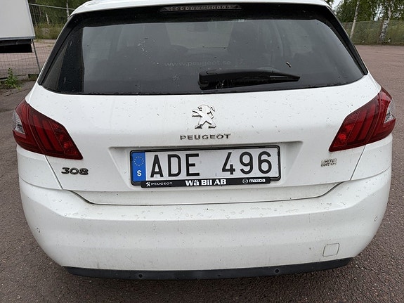 Peugeot 308 11 of 12