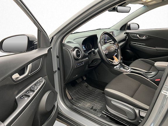 Hyundai Kona 10 of 30