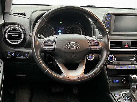 Hyundai Kona 11 of 30