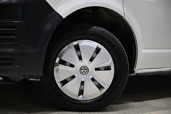 Volkswagen Transporter 2 of 29