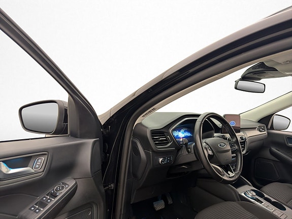 Ford Kuga 11 of 30