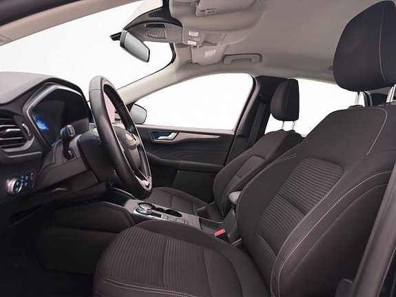 Ford Kuga 12 of 30