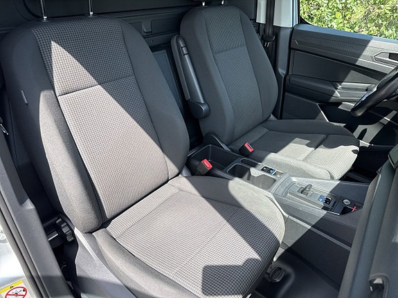 Volkswagen Caddy 3 of 5