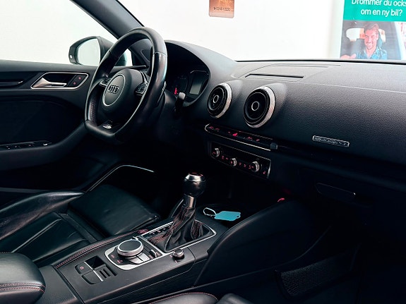 Audi RS3 12 of 17