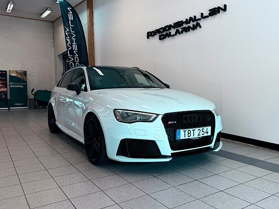 Audi RS3 3 of 5
