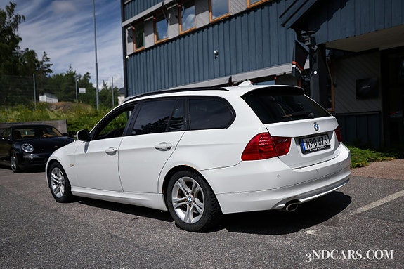 BMW 320d 6 of 19