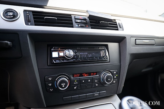 BMW 320d 13 of 19