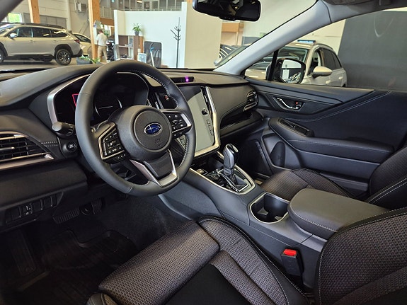 Subaru Outback 13 of 19