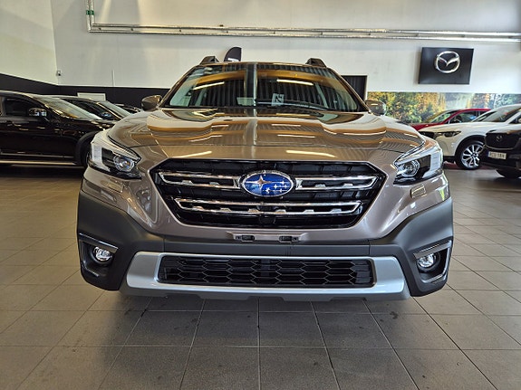 Subaru Outback 3 of 5