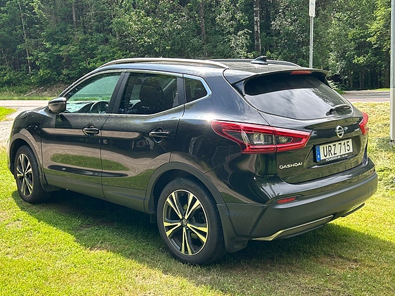 Nissan Qashqai 4 of 5