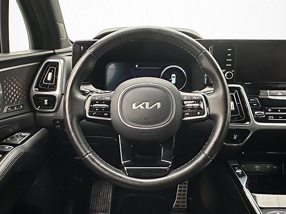 Kia Sorento 13 of 30