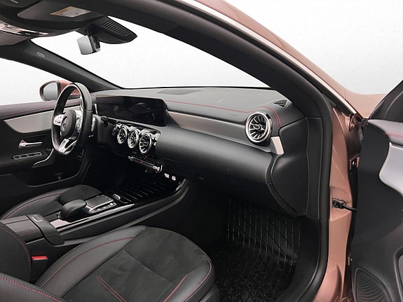 Mercedes-Benz CLA200 d 22 of 30