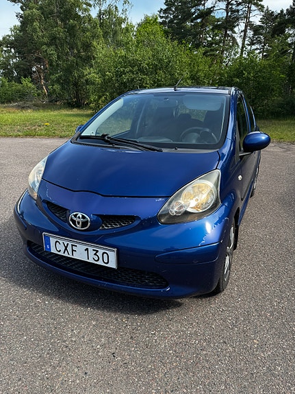 Toyota Aygo 2 of 4