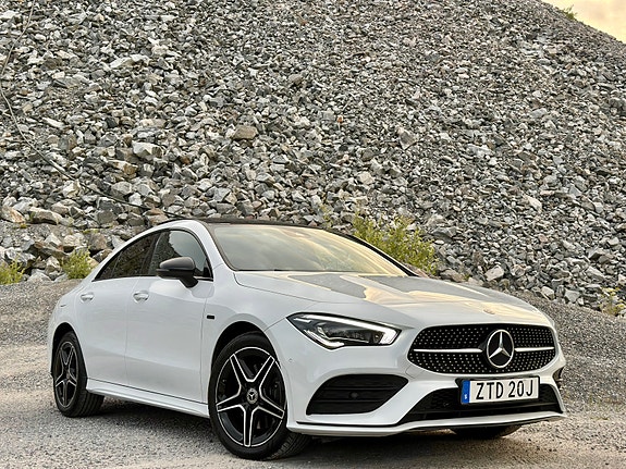 Mercedes-Benz CLA250 e 5 of 5