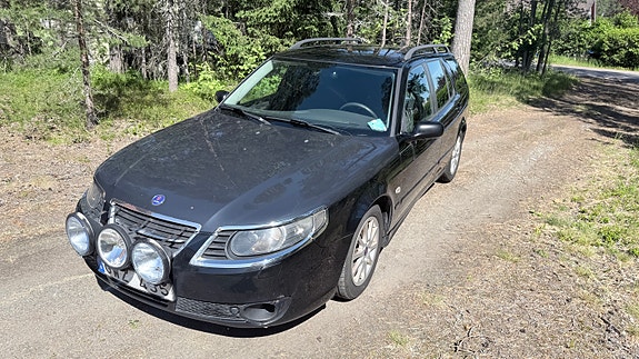 Saab 9-5 2 of 5