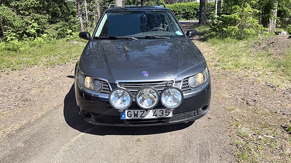 Saab 9-5 3 of 5
