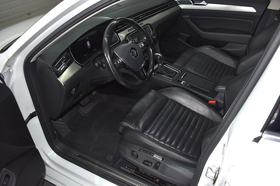 Volkswagen Passat 4 of 5