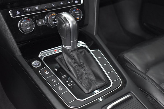 Volkswagen Passat 6 of 19