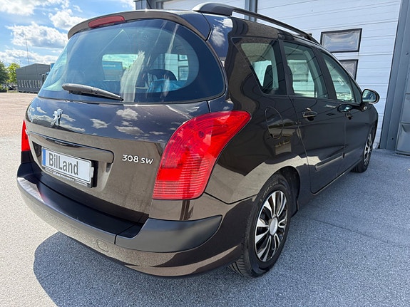 Peugeot 308 SW 6 of 9