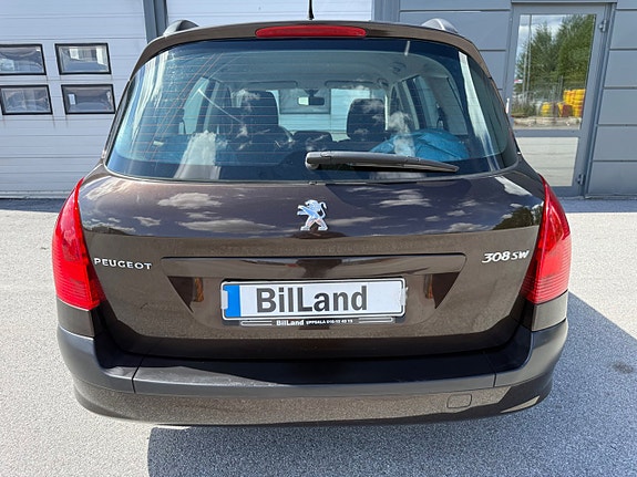 Peugeot 308 SW 5 of 9