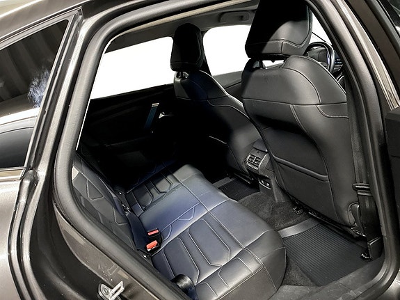 Citroen E-C4 X 16 of 20