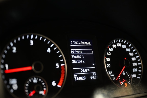 Volkswagen Caddy Maxi 19 of 29