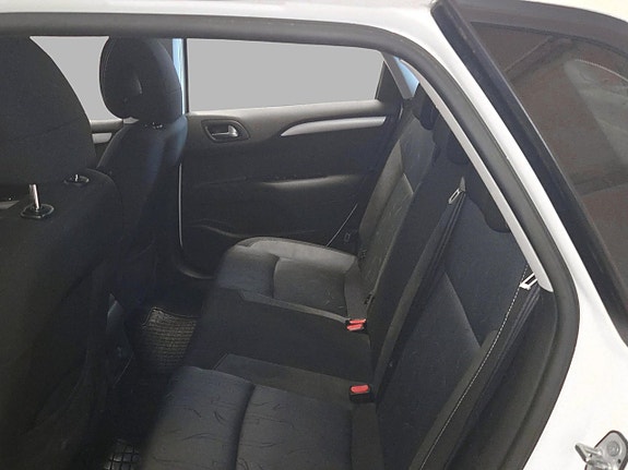 Citroen C4 13 of 15