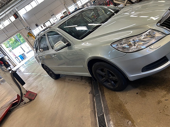 Skoda Octavia 4 of 4