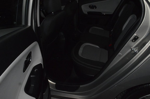 Kia Ceed 19 of 21