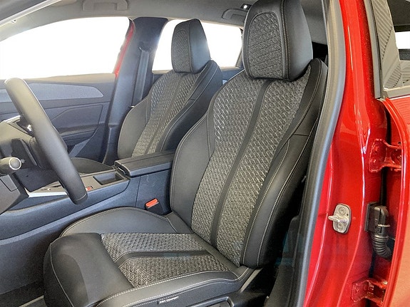 Peugeot 308 SW 5 of 5