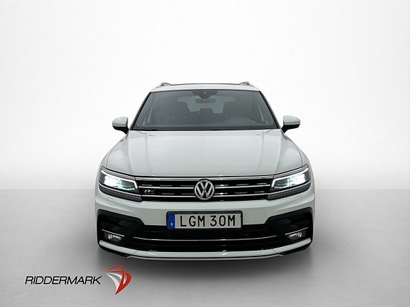 Volkswagen Tiguan 2 of 5