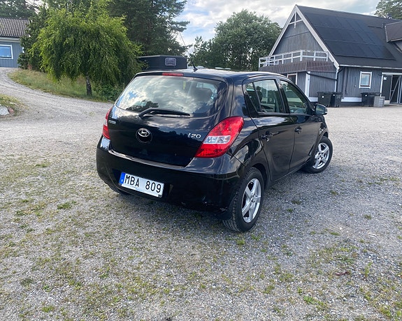 Hyundai i20 4 of 5