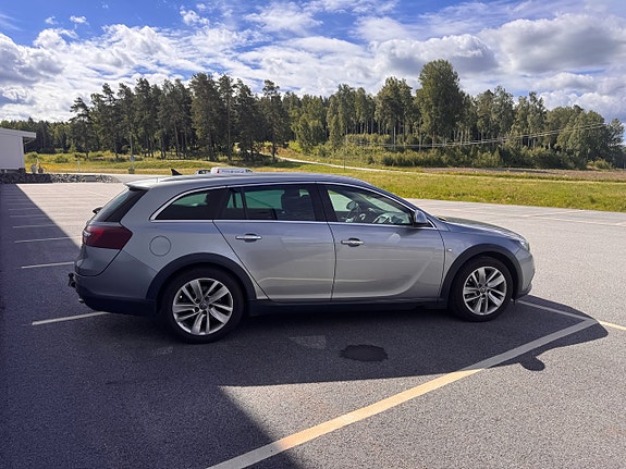Opel Insignia Country Tourer 4 of 5