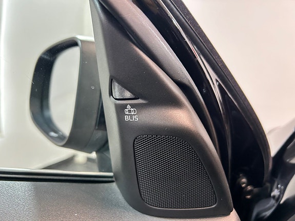 Volvo S60 17 of 20