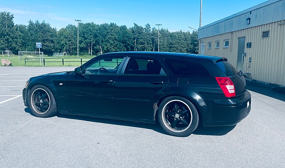 Dodge Magnum 4 of 12