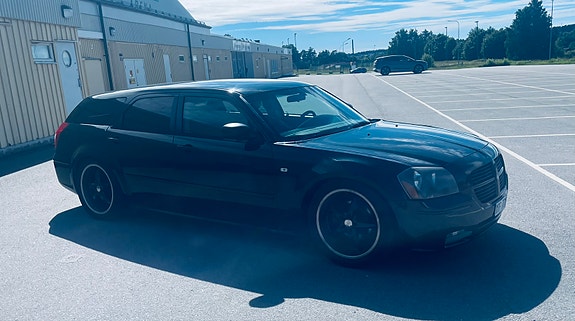 Dodge Magnum 7 of 12