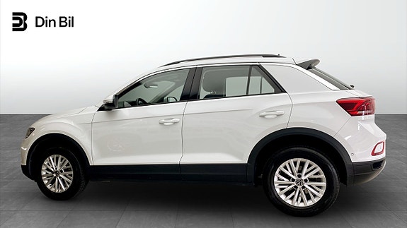 Volkswagen T-Roc 2 of 13