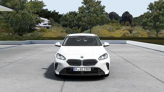 BMW 120 3 of 13