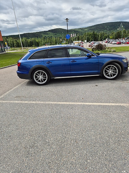 Audi A6 allroad 3 of 5