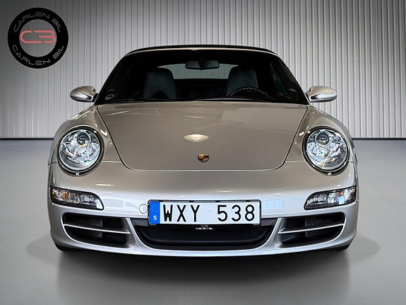 Porsche 911 Carrera S 2 of 5