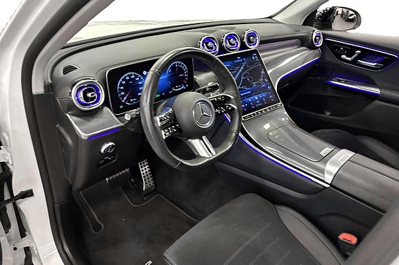 Mercedes-Benz GLC300 e 6 of 26