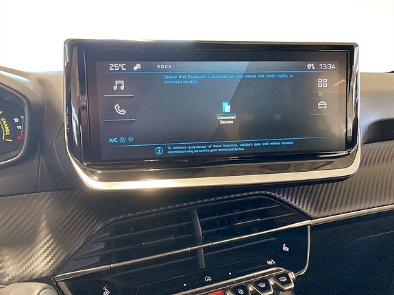 Peugeot 208 12 of 14