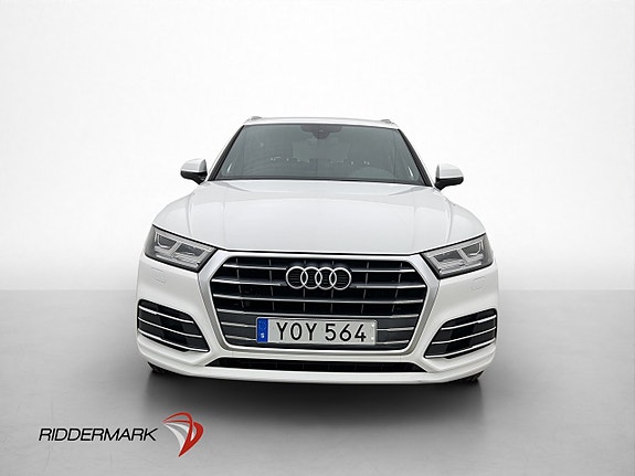 Audi Q5 2 of 5