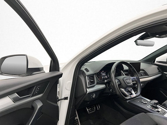 Audi Q5 9 of 30