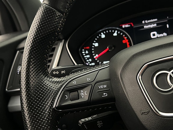 Audi Q5 12 of 30