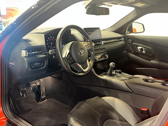 Toyota Supra 15 of 29