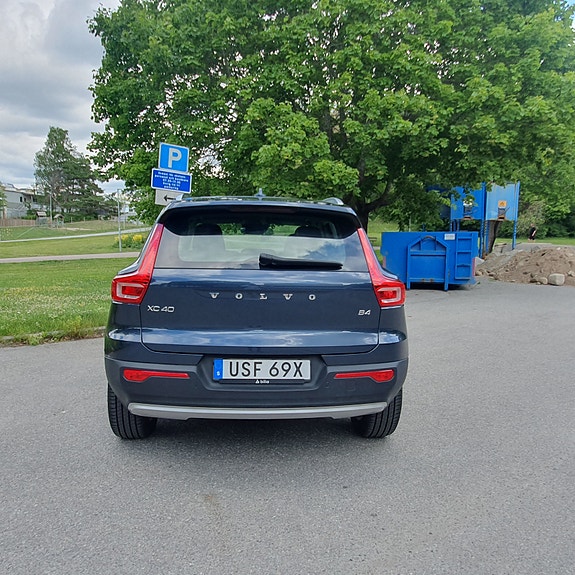 Volvo XC40 5 of 5