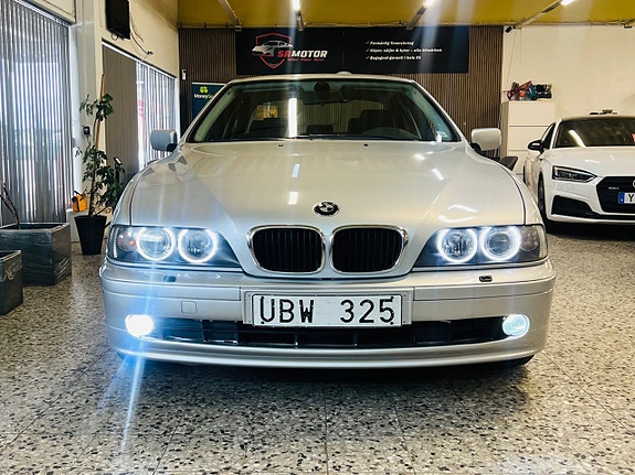 BMW 520i 6 of 15
