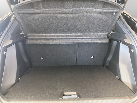 Peugeot 2008 8 of 14