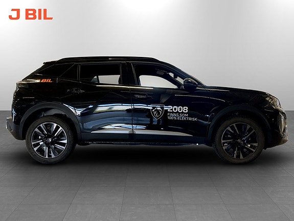 Peugeot 2008 4 of 5